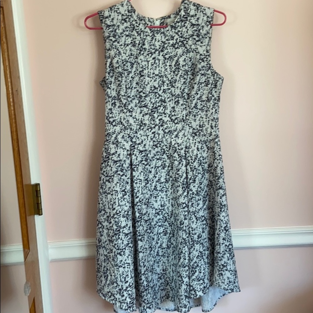 H&M | Marble Patterned Size 8 Dress
